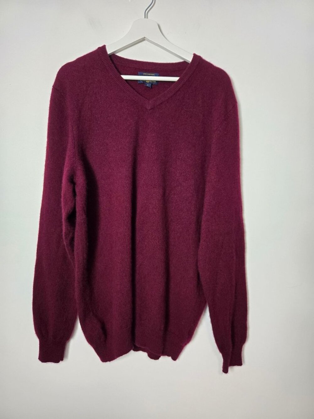Club Room Men's Size L 100% Cashmere Burgundy V-Neck Pullover Sweater